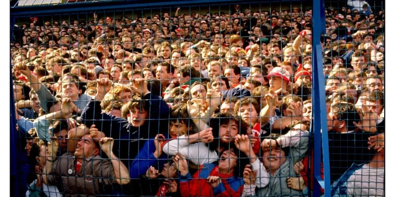 Các vụ hooligan là gì trong lịch sử bóng đá