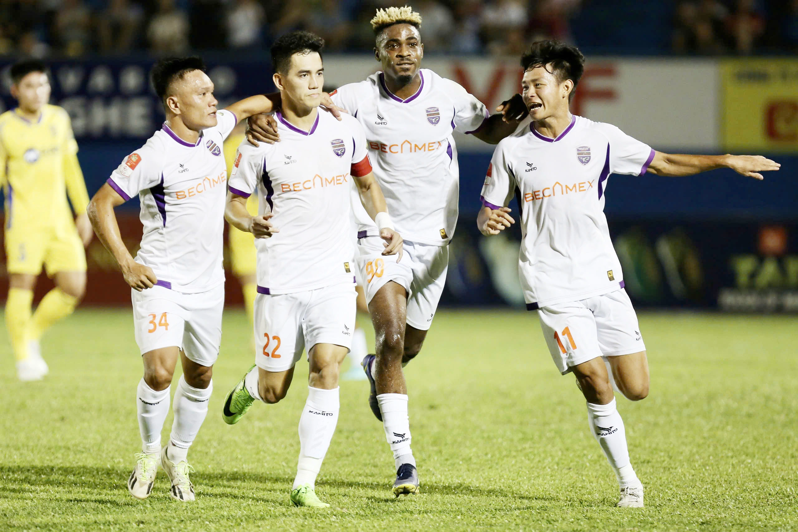 Cuộc đua vô địch V LEAGUE 2025