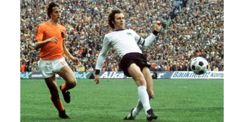 Tiểu sử Franz Beckenbauer vô địch World Cup 1974 cùng tuyển Đức