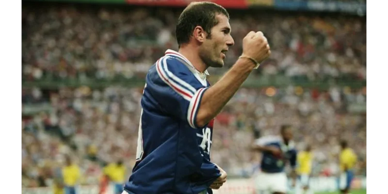 Tiểu sử Zinedine Zidane với khoảnh khắc tại Cannes