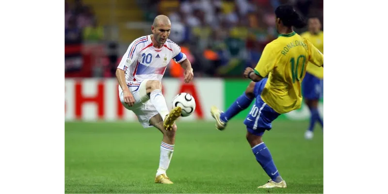 Tiểu sử Zinedine Zidane với phong cách chơi bóng